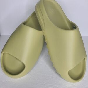 Adidas Yeezy Slide Resin Size‎ 12